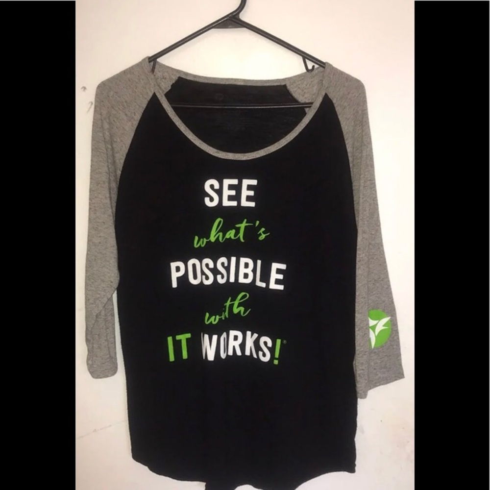 It Works! 3/4 sleeve shirt